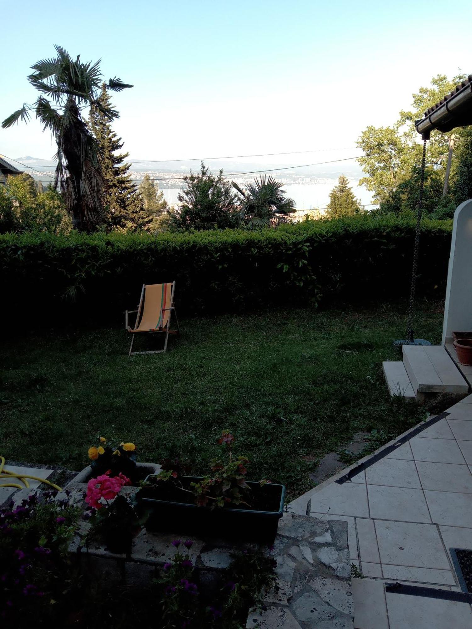 Azzurro Apartment